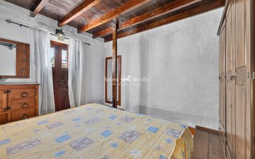Property slide 14