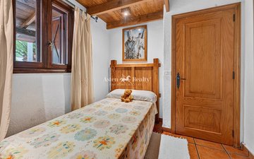 Property slide 15