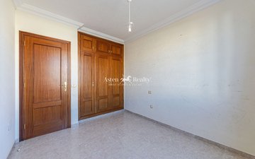 Property slide 23