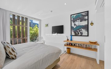 Property slide 18