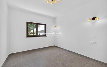 Property slide 34