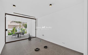 Property slide 17