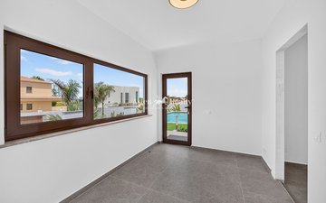 Property slide 29