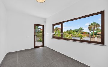 Property slide 28