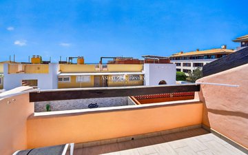 Property slide 24