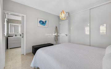 Property slide 14