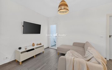 Property slide 5