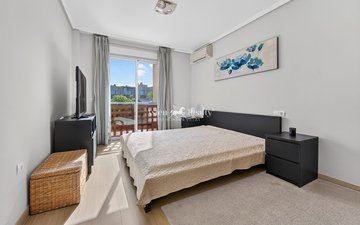 Property slide 20