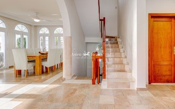 Property slide 16