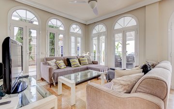 Property slide 18