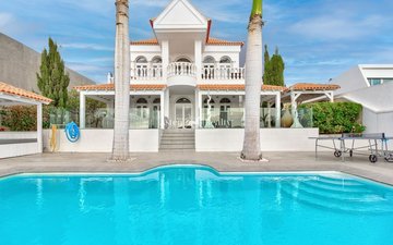 Property slide 24