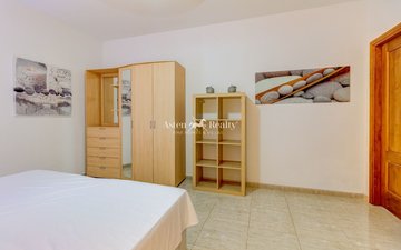 Property slide 29