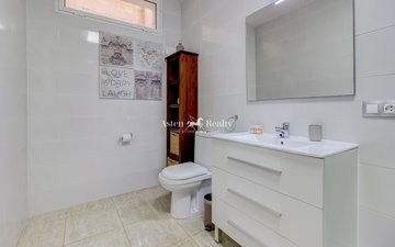 Property slide 30