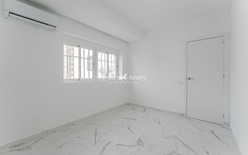 Property slide 10