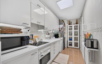 Property slide 10