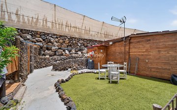 Property slide 24