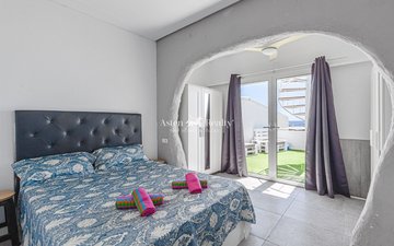 Property slide 16