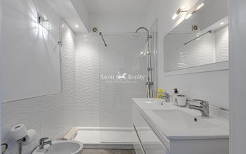 Property slide 20