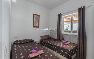 Property slide 28