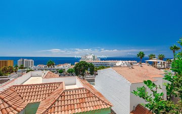 Property slide 44