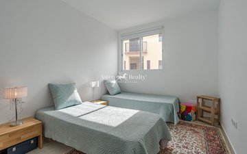 Property slide 14