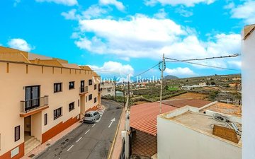 Property slide 24