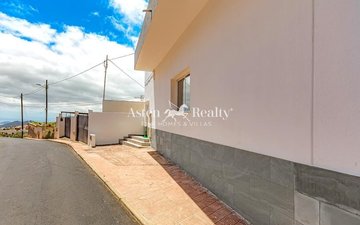 Property slide 28
