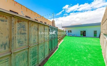 Property slide 31
