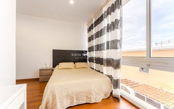 Property slide 16