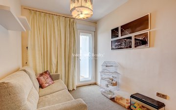 Eigenschaftsfolie 18