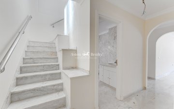 Property slide 14