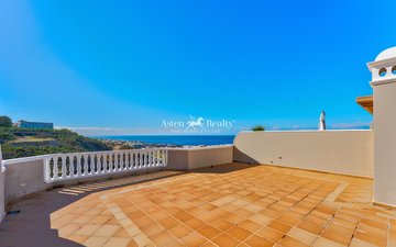 Property slide 17