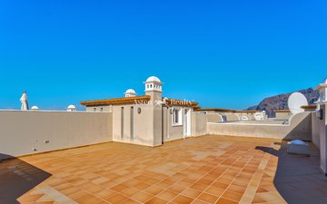 Property slide 18