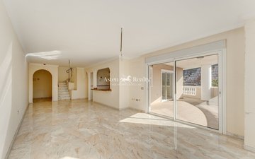 Property slide 15