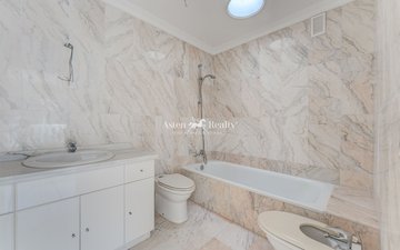 Property slide 20