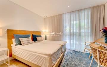 Property slide 20