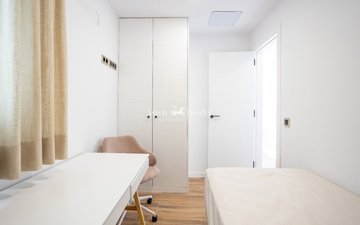 Property slide 40