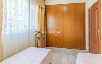 Property slide 24