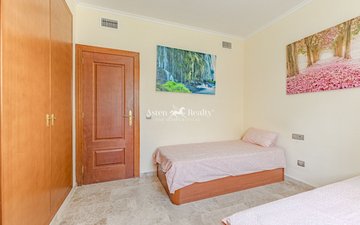 Property slide 23