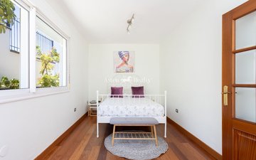 Property slide 21