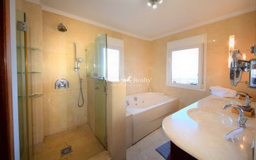 Property slide 29