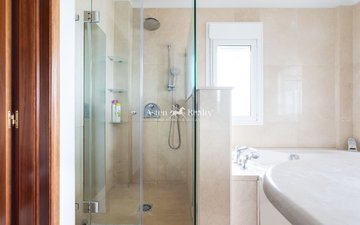 Property slide 32