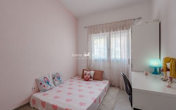 Property slide 17