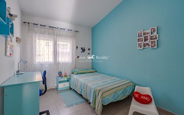 Property slide 19