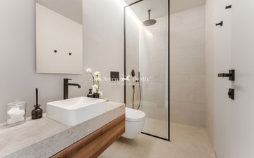 Property slide 23