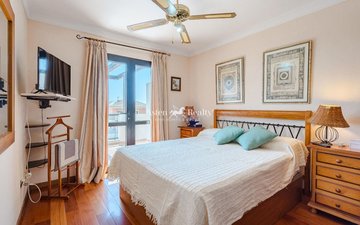 Eigenschaftsfolie 11