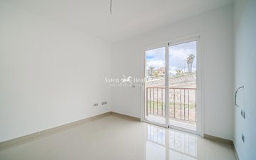 Property slide 22