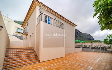 Property slide 7