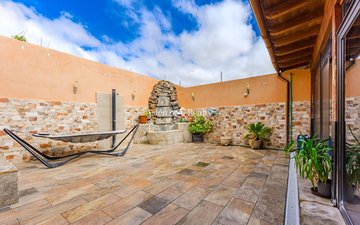 Property slide 25