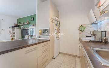 Property slide 8